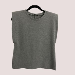 Zara Sleeveless Sweater Boxy Muscle Tee Gray Shoulder Pads Size M